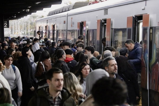 Una estudiant de la UPF crea un sistema que s’avança a Rodalies: «Minimitza el temps d'avís per incidències»