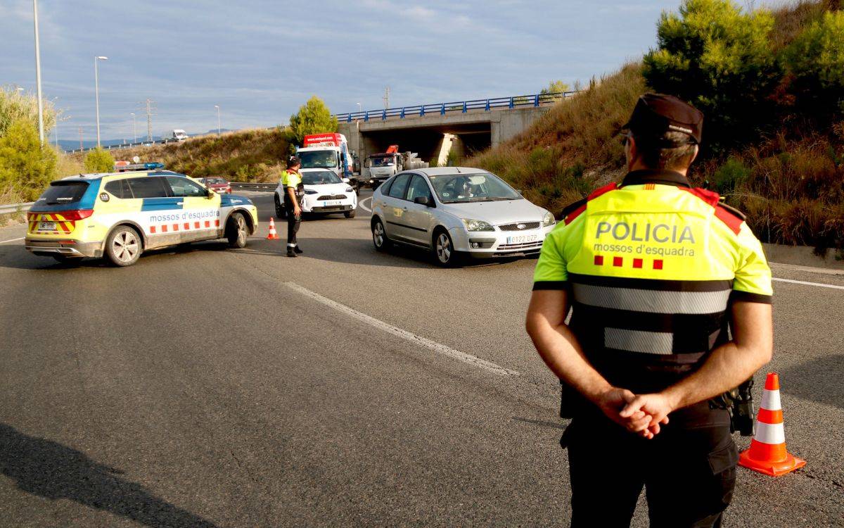 Els Mossos despleguen a Tarragona un macrocontrol de trànsit per detectar distraccions al voltant