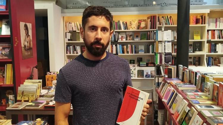 Carles Fenollosa: «Els valencians vam perdre el tren de la modernitat per la subordinació a Castella»
