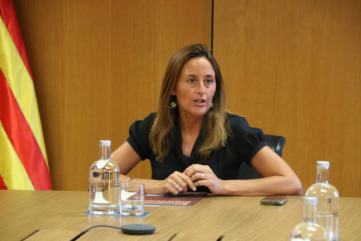 Niubó supedita al Parlament decidir com s'hauria d'invertir el 6% del PIB en educació
