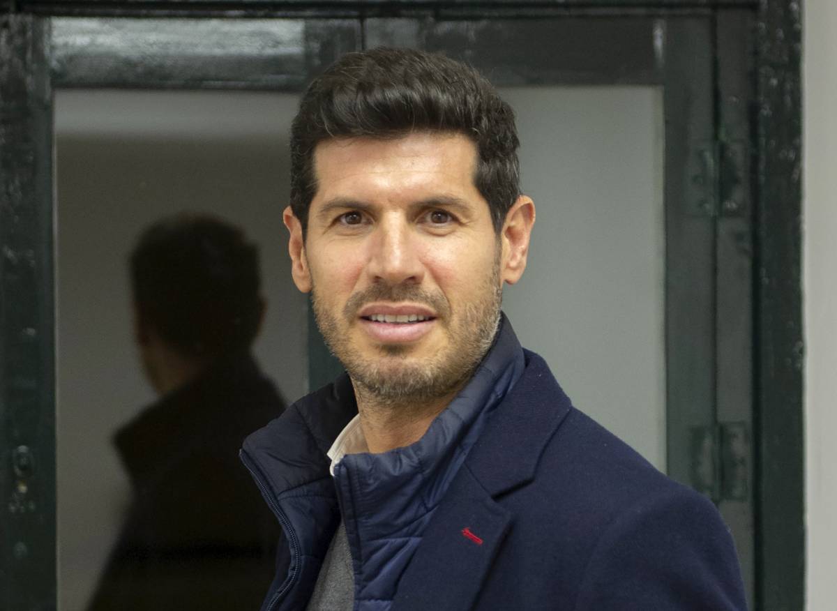 L'exfutbolista Albert Luque persegueix i enxampa un lladre al centre de Terrassa