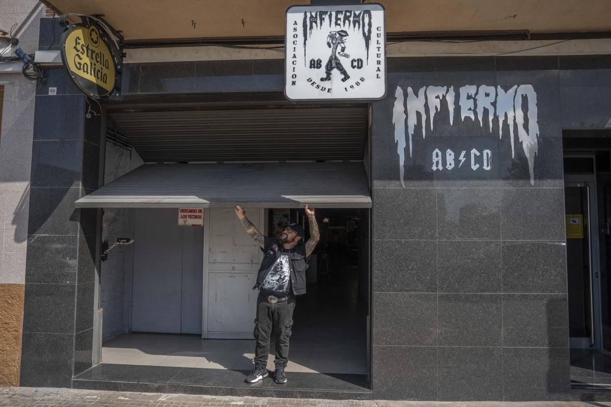 Adeu al mític bar Infierno: "Plorarem, però ens ho hem passat molt bé"