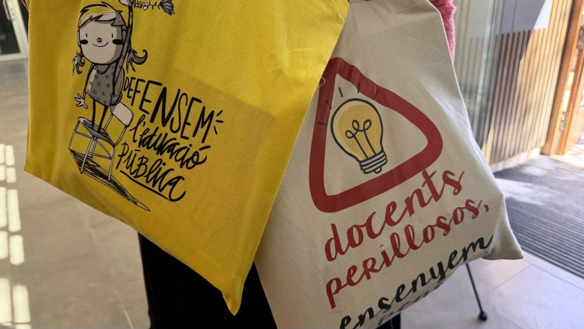 Les vagues i les mobilitzacions dels docents continuaran: «La crisi és greu»