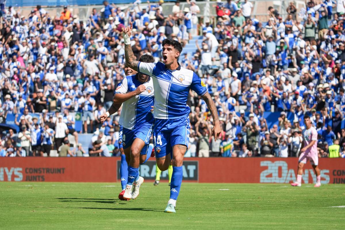 El CE Sabadell fa de la Nova Creu Alta un fortí i s'enfila a la classficiació de la Lliga Hypermotion