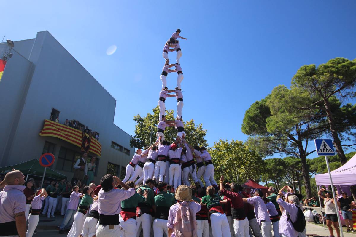 Els Minyons porten el primer castell de nou a Valldoreix