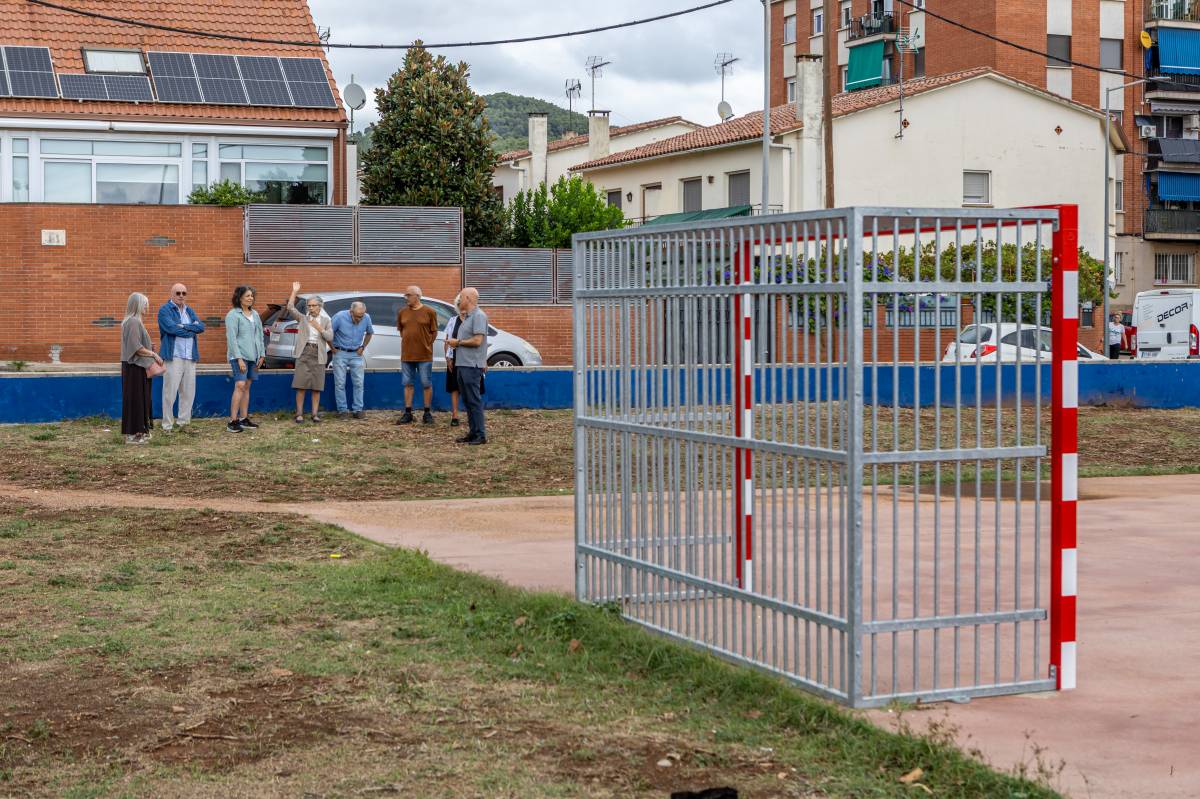 La plaça de la Miranda, a Castellar, podria acollir nous pisos - Juanma Peláez La plaça de la Miranda, a Castellar, podria acollir nous pisos