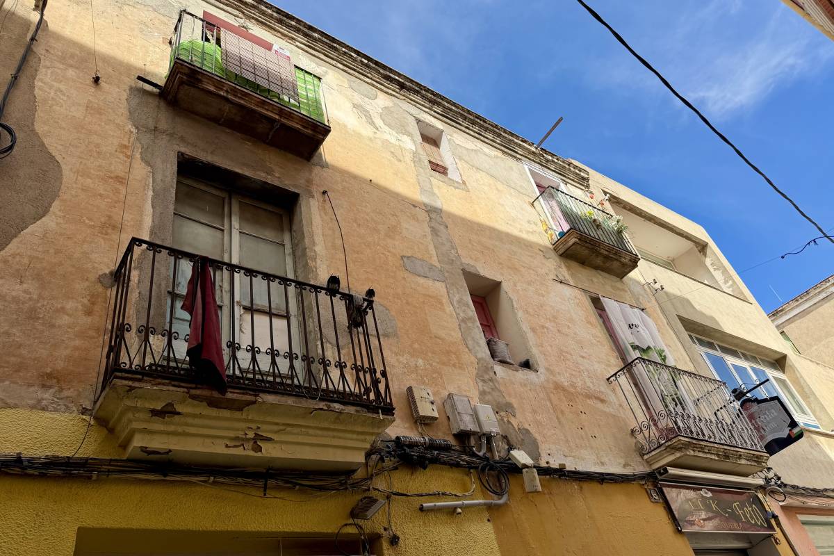 El Govern impulsa la rehabilitació de pisos: 255 milions anuals i prioritat als barris vulnerables