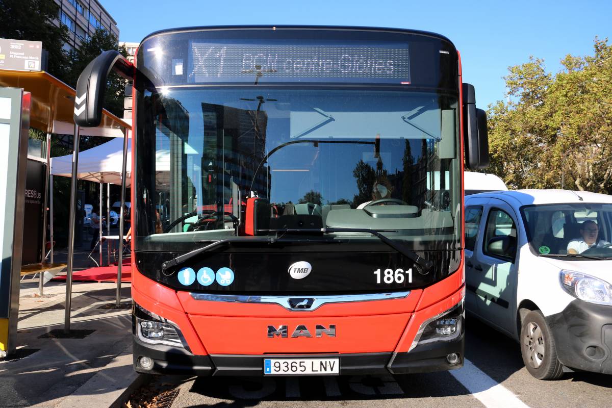 L'autobús exprés X1 de Barcelona estira el recorregut fins a la Zona Universitària