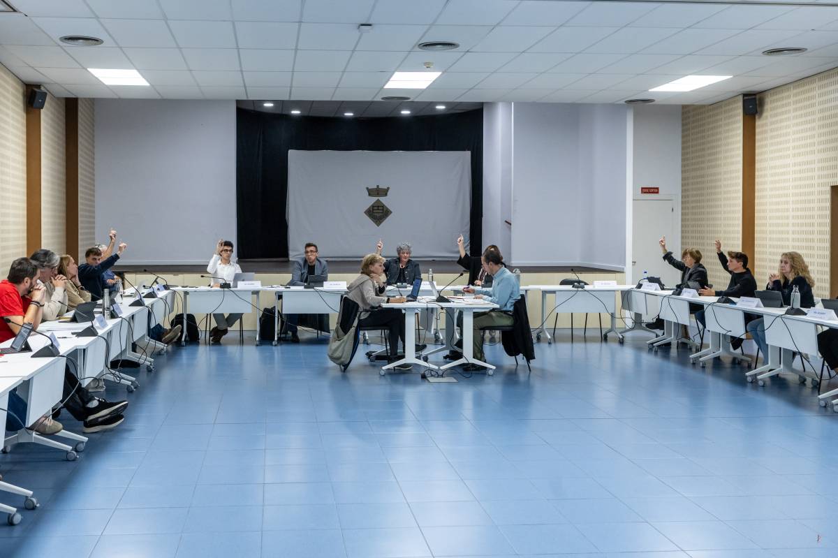 El ple de Sant Quirze desestima la recusació de l'alcaldessa i el secretari accidental pel cas d'El Castellet