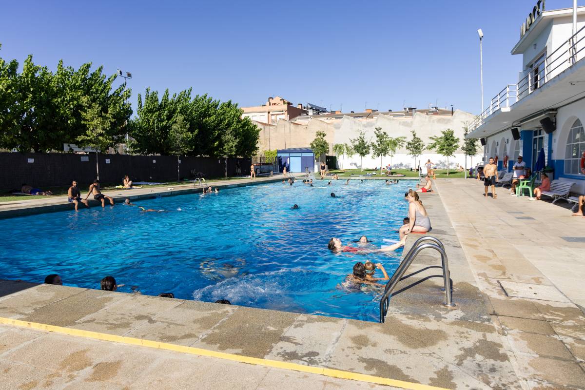 Les altes temperatures disparen un 18% l'afluènica a les piscines de Sabadell