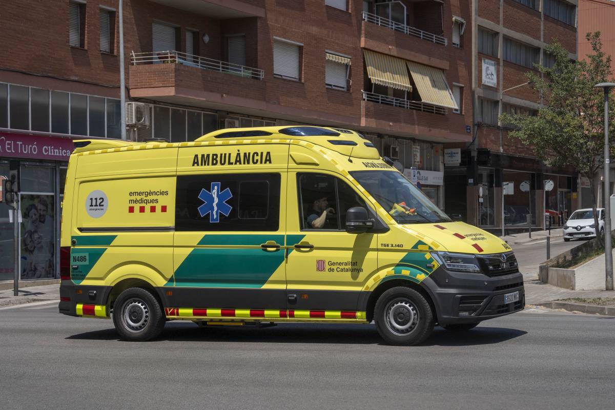 L'equip de govern exigeix revertir la retallada d'ambulàncies: 