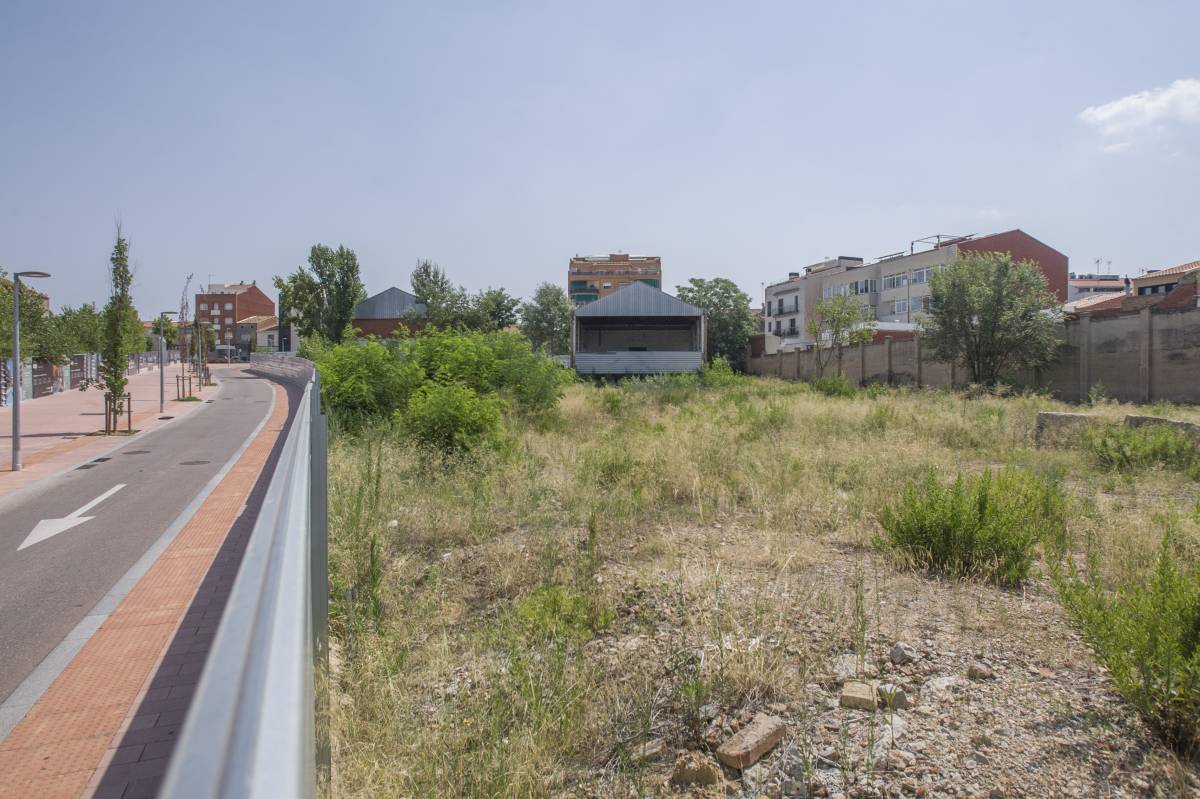 Nou endarreriment a l'edifici del Sala i Badrinas: 