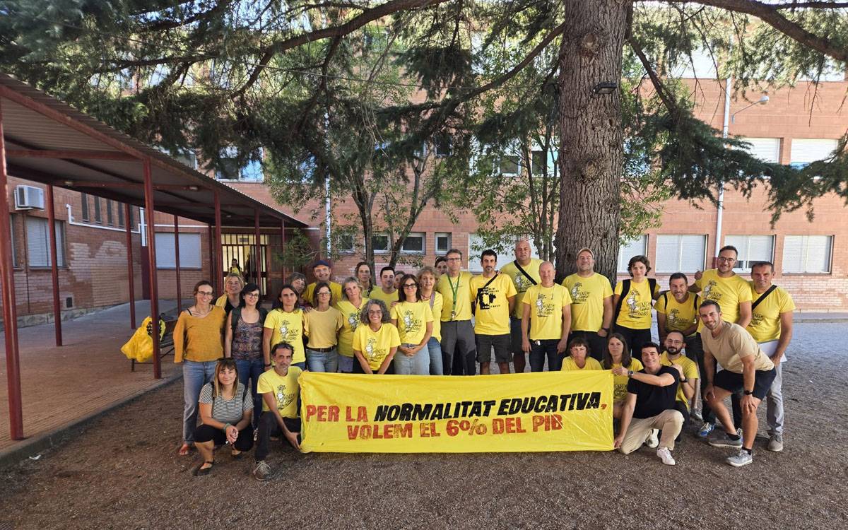L'Institut Pius Font i Quer de Manresa rebutja l'aplicació de l'AVIM al centre