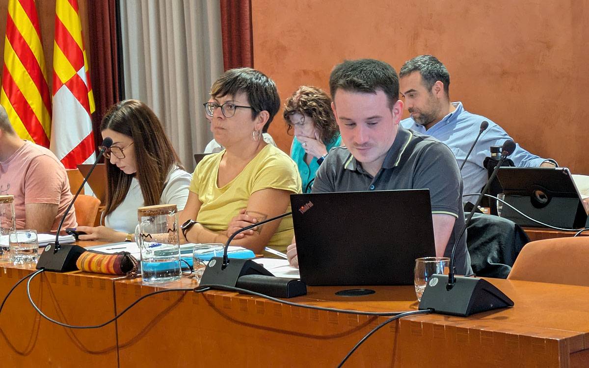 El ple rebutja la moció de Fem Manresa sobre dinamitzadors lingüístics als patis de les escoles