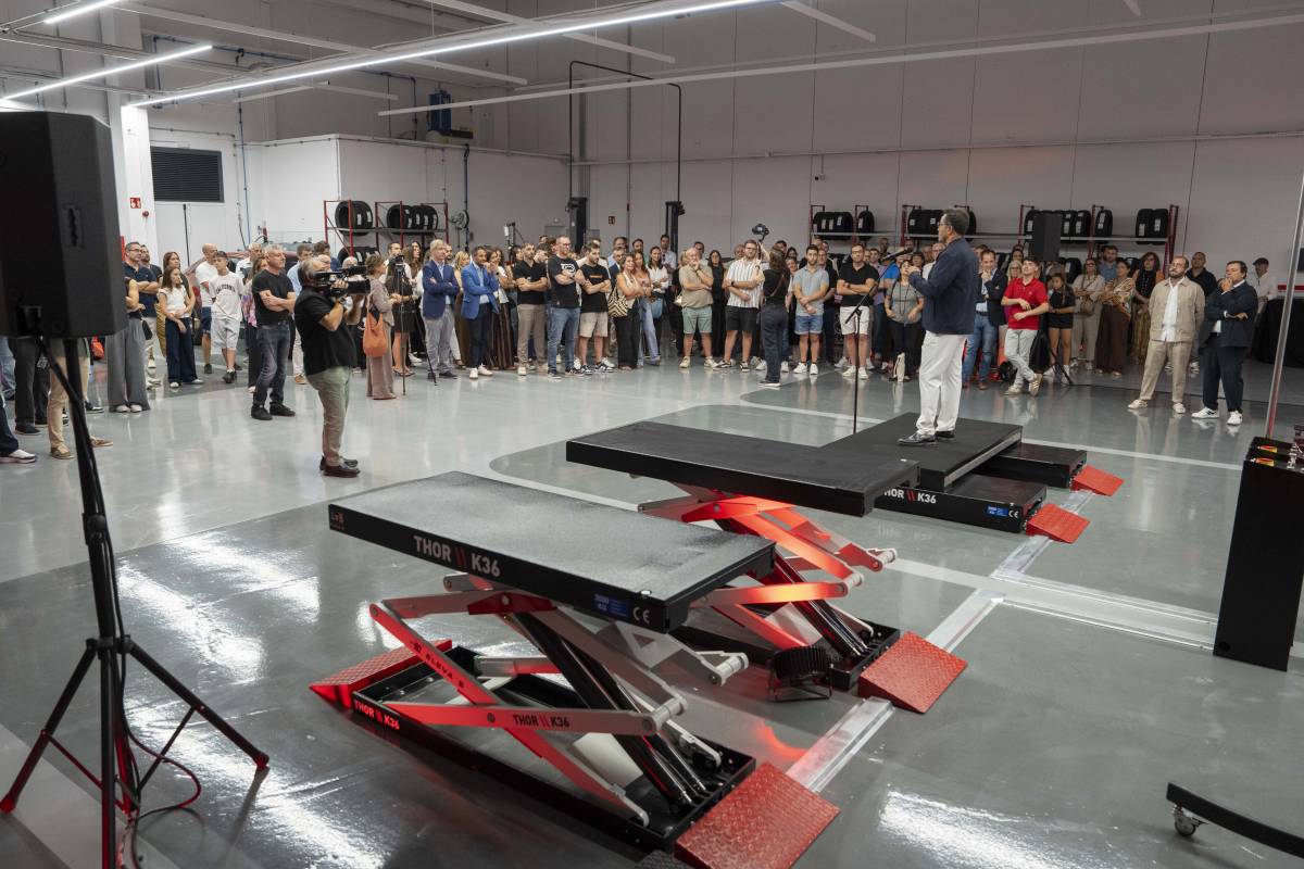 Obren un nou taller oficial de Toyota a Terrassa: "Ho hem fet pels clients i pels treballadors"