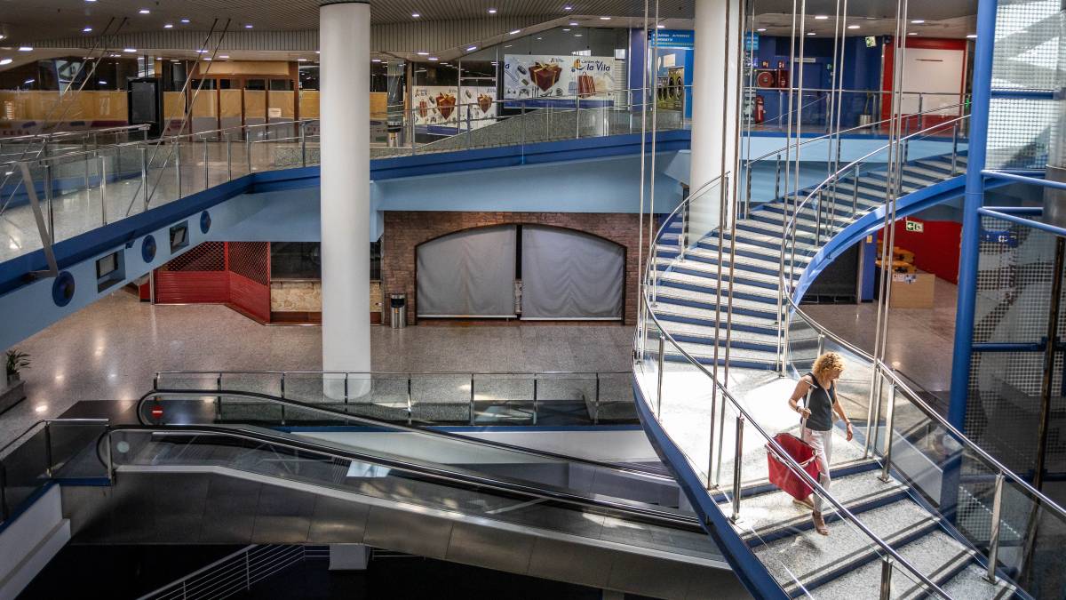 En marxa la compra pública del centre comercial de la Vila Olímpica