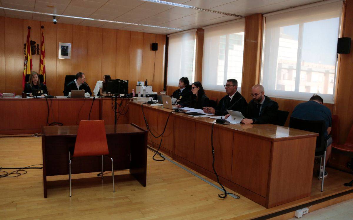 Els policies que van detenir l'acusat d'assassinar l'exparella a Calafell asseguren que va confessar els fets