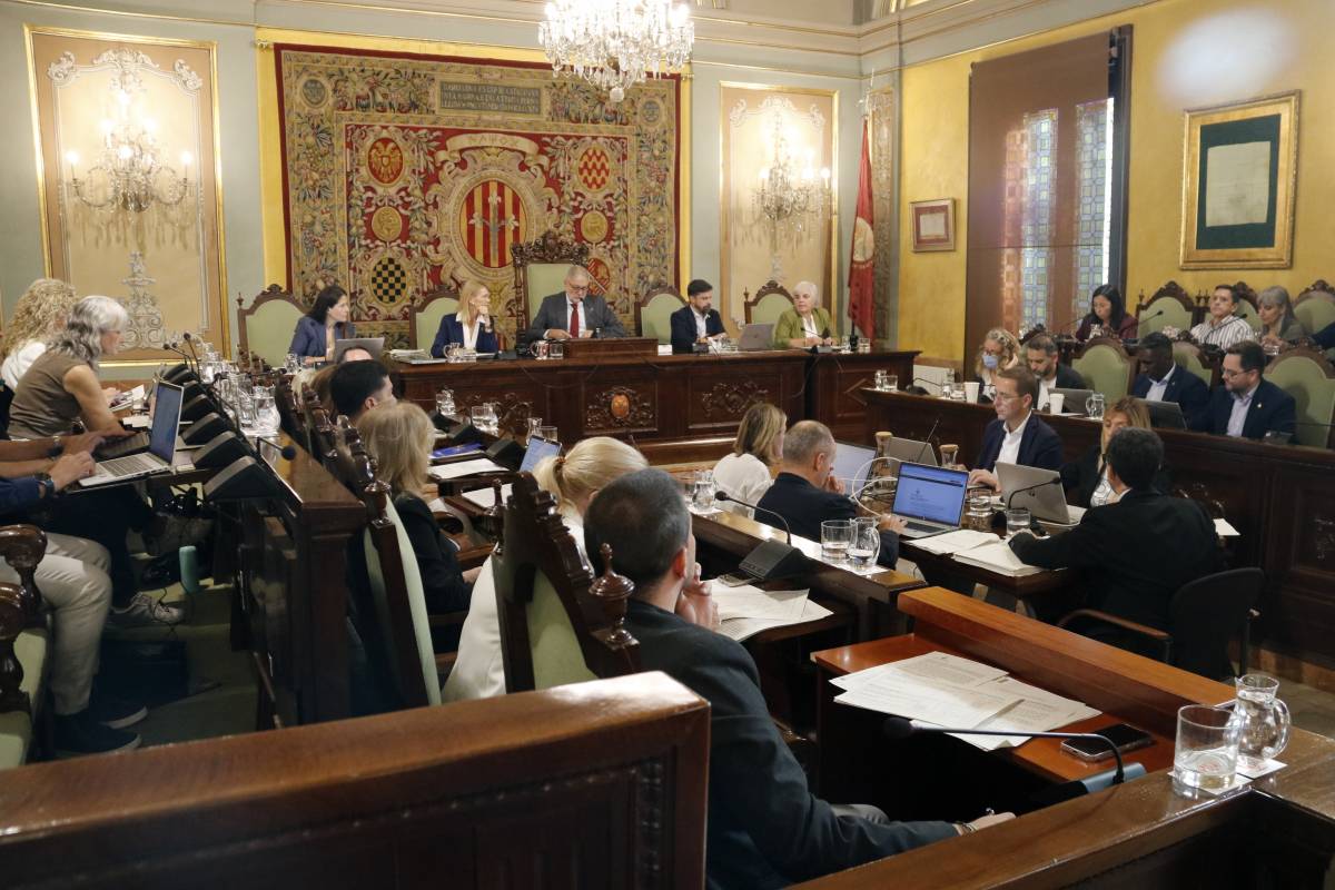 La Paeria aprova la regulació de l'ús del vel integral als carrers de Lleida