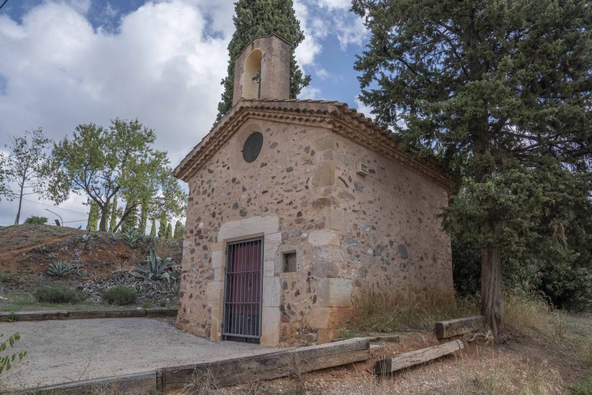 Saps on és... el petit temples que va sobreviure?