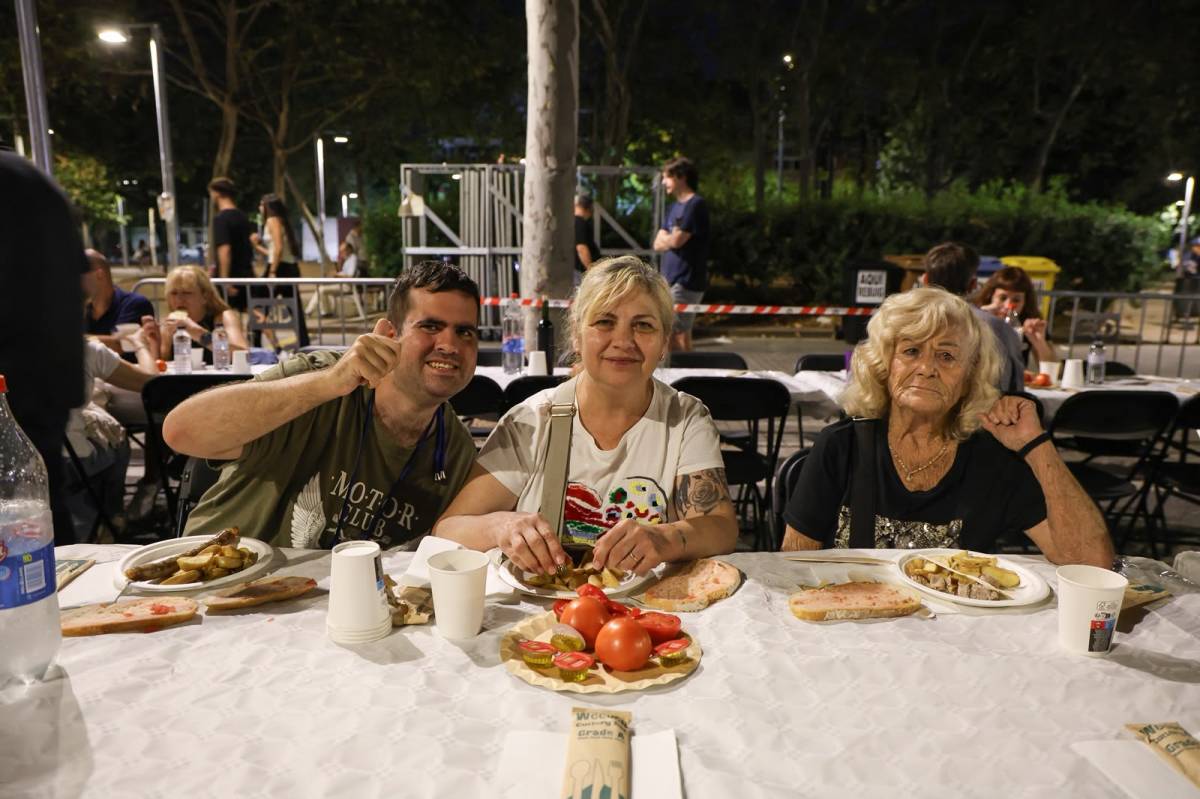 Sopar popular de la Festa Major de l'Eixample - VÍCTOR CASTILLO