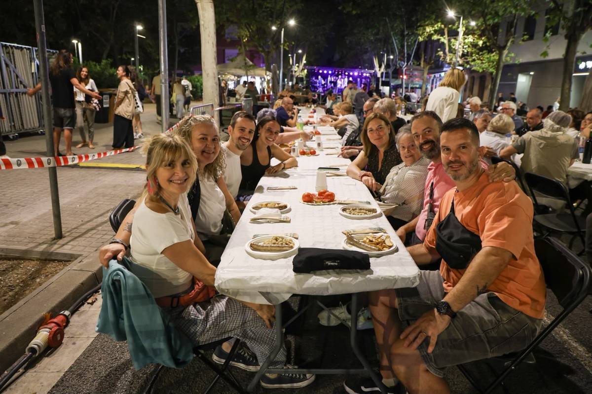 Sopar popular de la Festa Major de l'Eixample - VÍCTOR CASTILLO