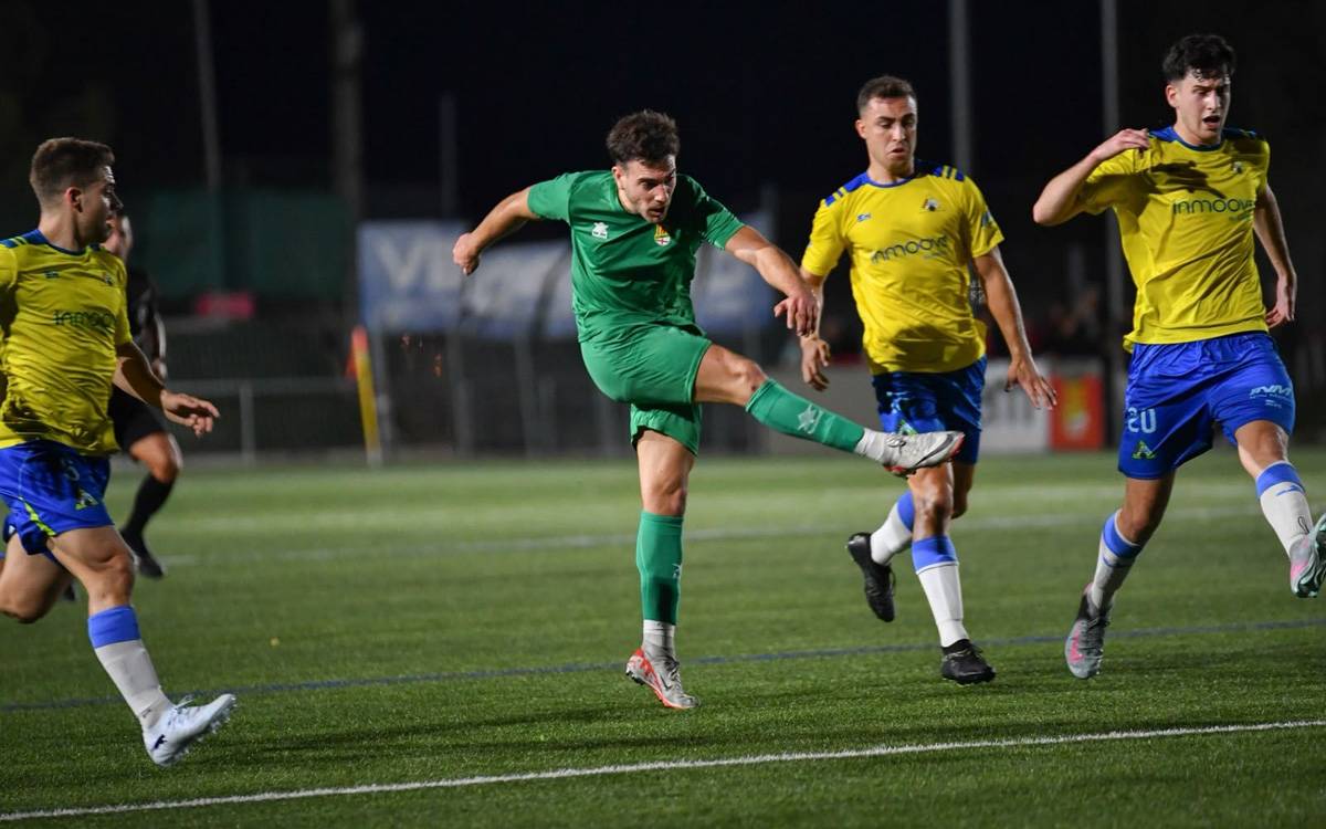 La Pirinaica s'imposa al derbi bagenc de Primera Catalana davant el Joanenc (4-1)