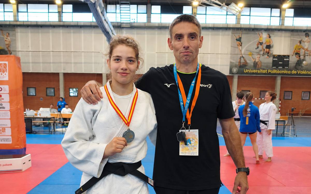 La judoka manresana Luca De Palma penja la plata a la Supercopa d'Espanya júnior