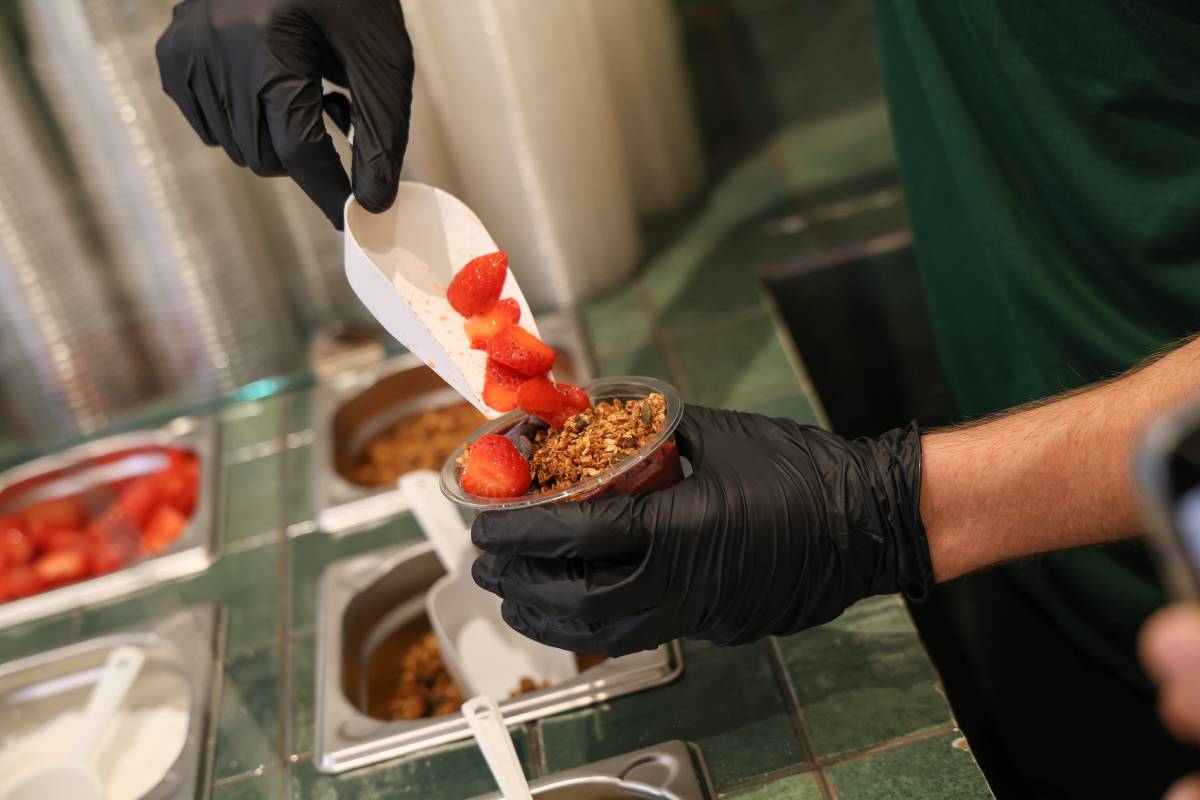 Un açaí amb maduixes - Víctor Castillo Un açaí amb maduixes