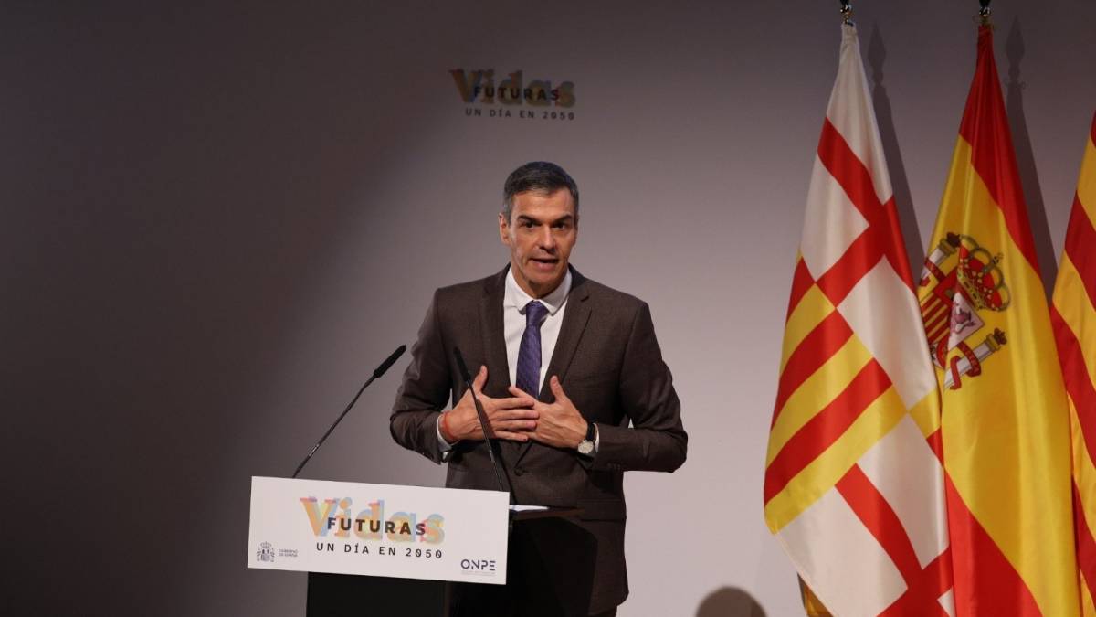 Sánchez opta pel perfil baix amb el decret i insta a  «privilegiar» l'ús residencial per damunt del turístic