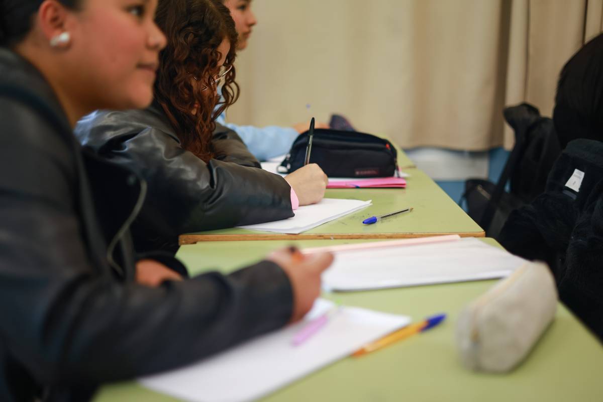 Docents de Sabadell celebren el retorn de les lectures obligatòries: "És una gran passa, però en queden moltes més"
