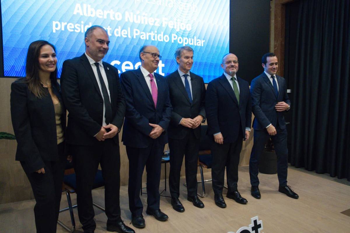 Feijóo augura des de Terrassa que el decret d'habitatge "no tindrà resultats" 