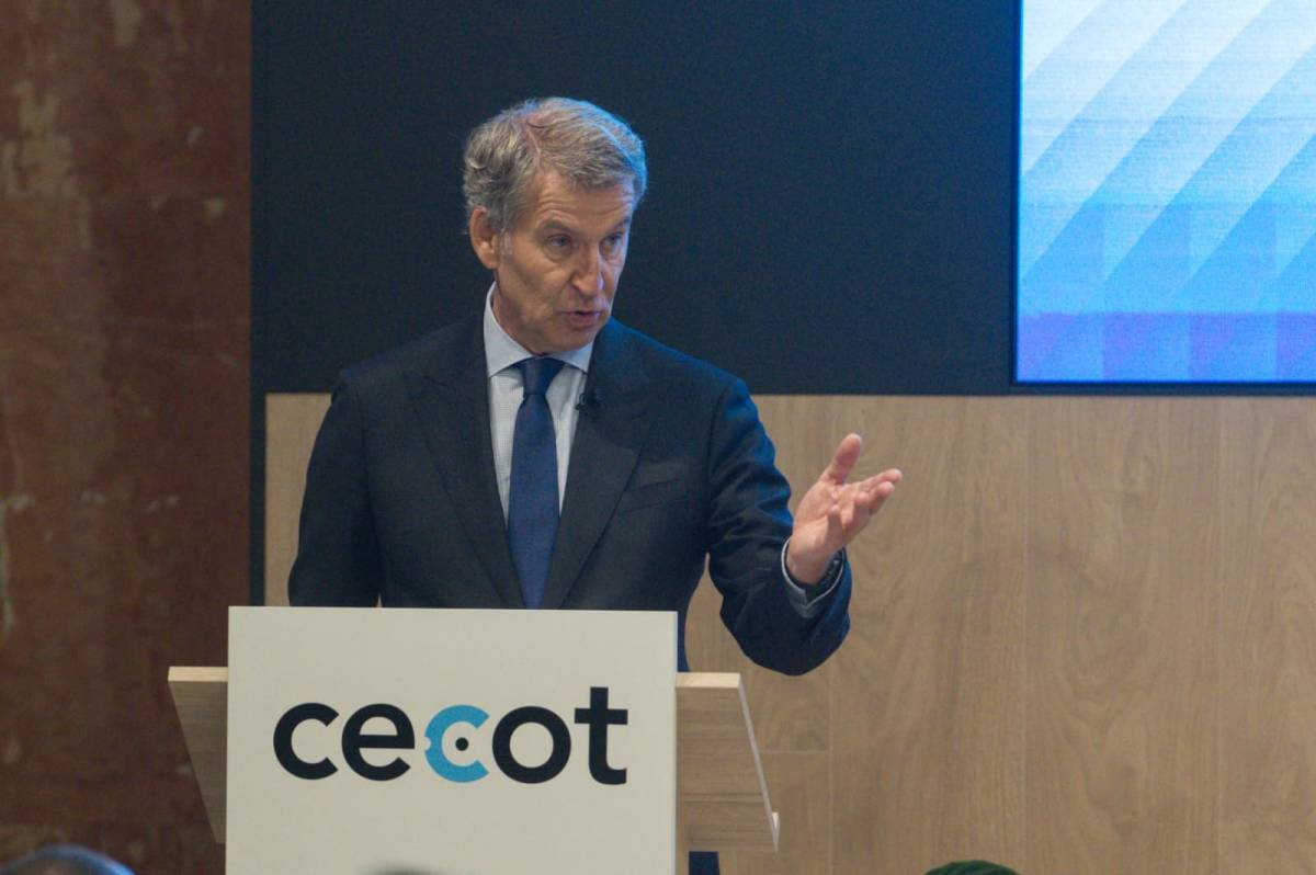 Alberto Núñez Feijóo, en la conferència i la trobada amb empresaris a la seu de Cecot - Nebridi Aróztegui Alberto Núñez Feijóo, en la conferència i la trobada amb empresaris a la seu de Cecot