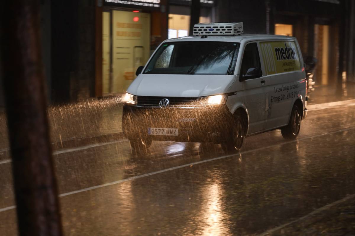 Pluja a Sabadell aquest dimarts - Víctor Castillo Pluja a Sabadell aquest dimarts