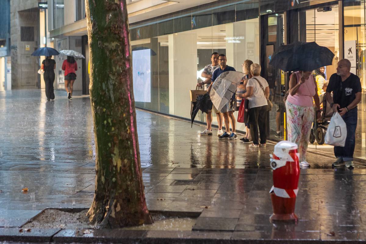 Pluja a Sabadell aquest dimarts - Juanma Peláez Pluja a Sabadell aquest dimarts