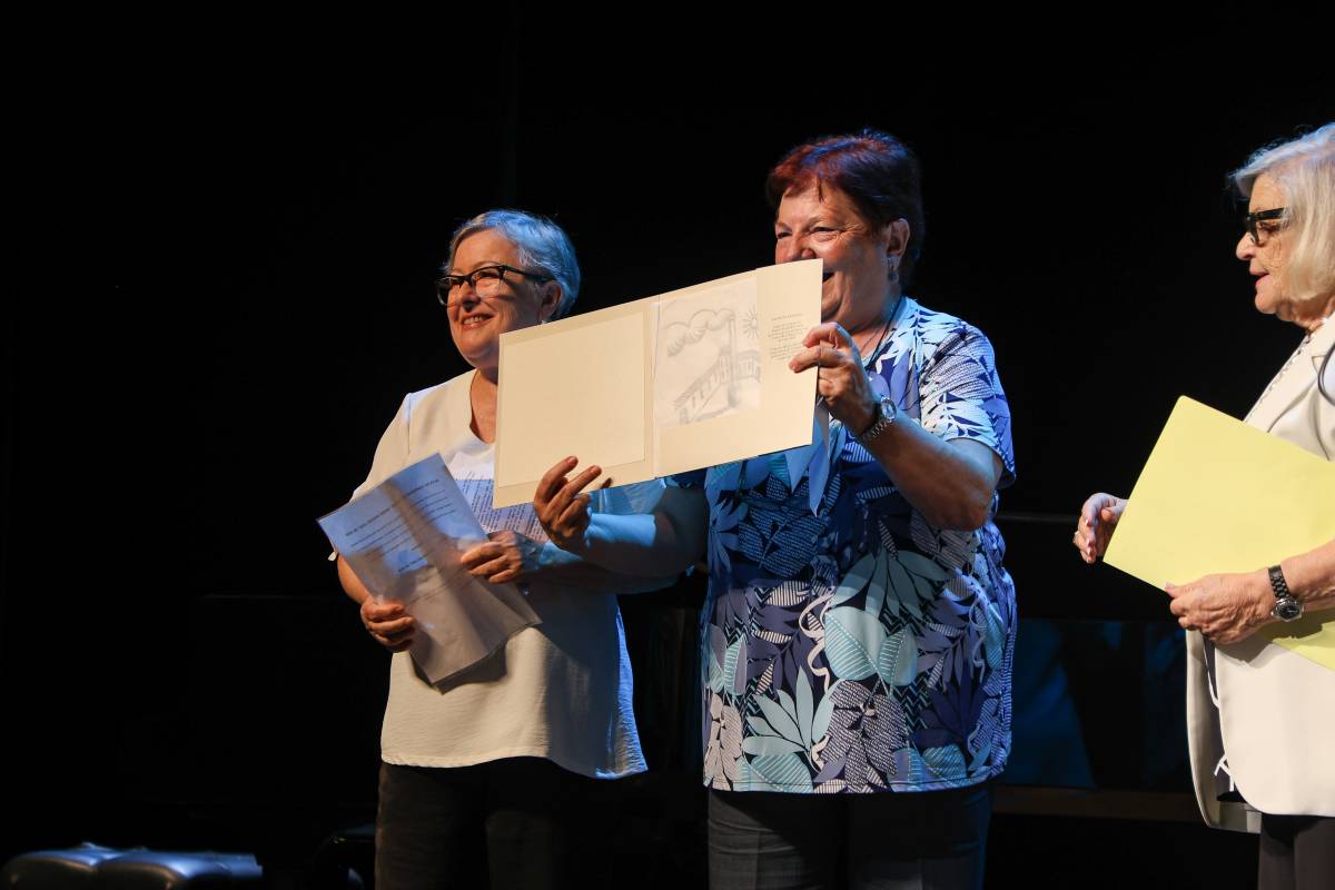 FOTOS | Sabadell omple el Teatre Principal per celebrar el Dia Internacional de la Gent Gran