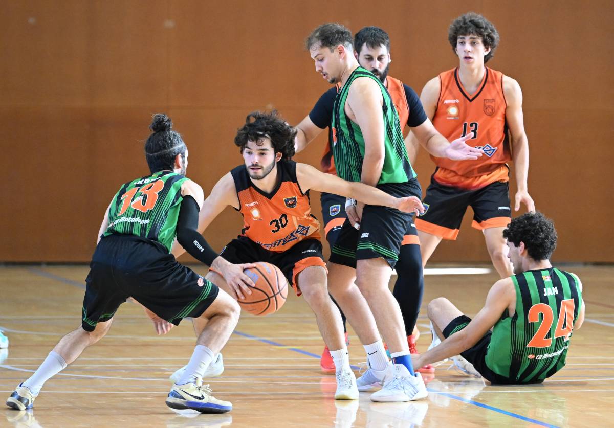 Sènior masculí contra el Matadepera - Lluís Closa 