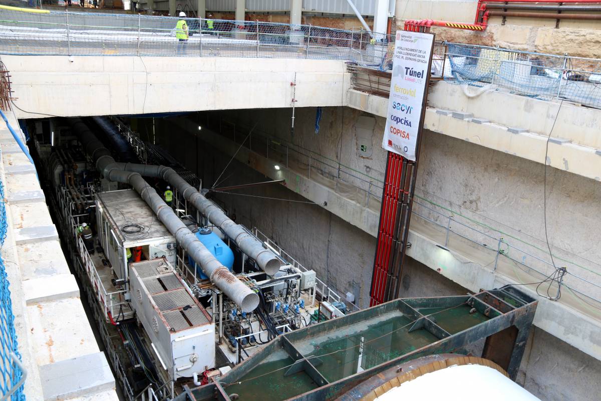La tuneladora de les obres de perllongament de l’L8 - ACN La tuneladora de les obres de perllongament de l’L8