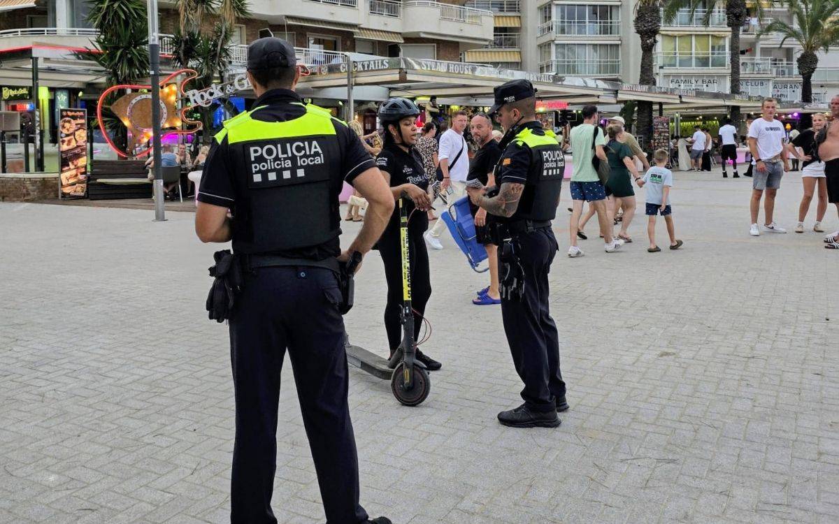 La Policia Local de Salou interposa 458 denúncies en nou mesos per infraccions en l'ús de patinets i VMP