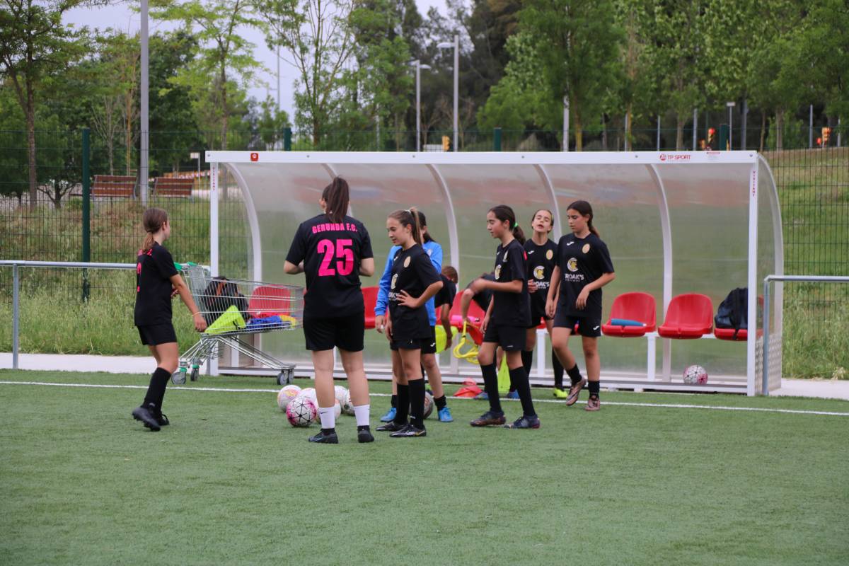 Els joves encara parlen més català que castellà en les esports extraescolars