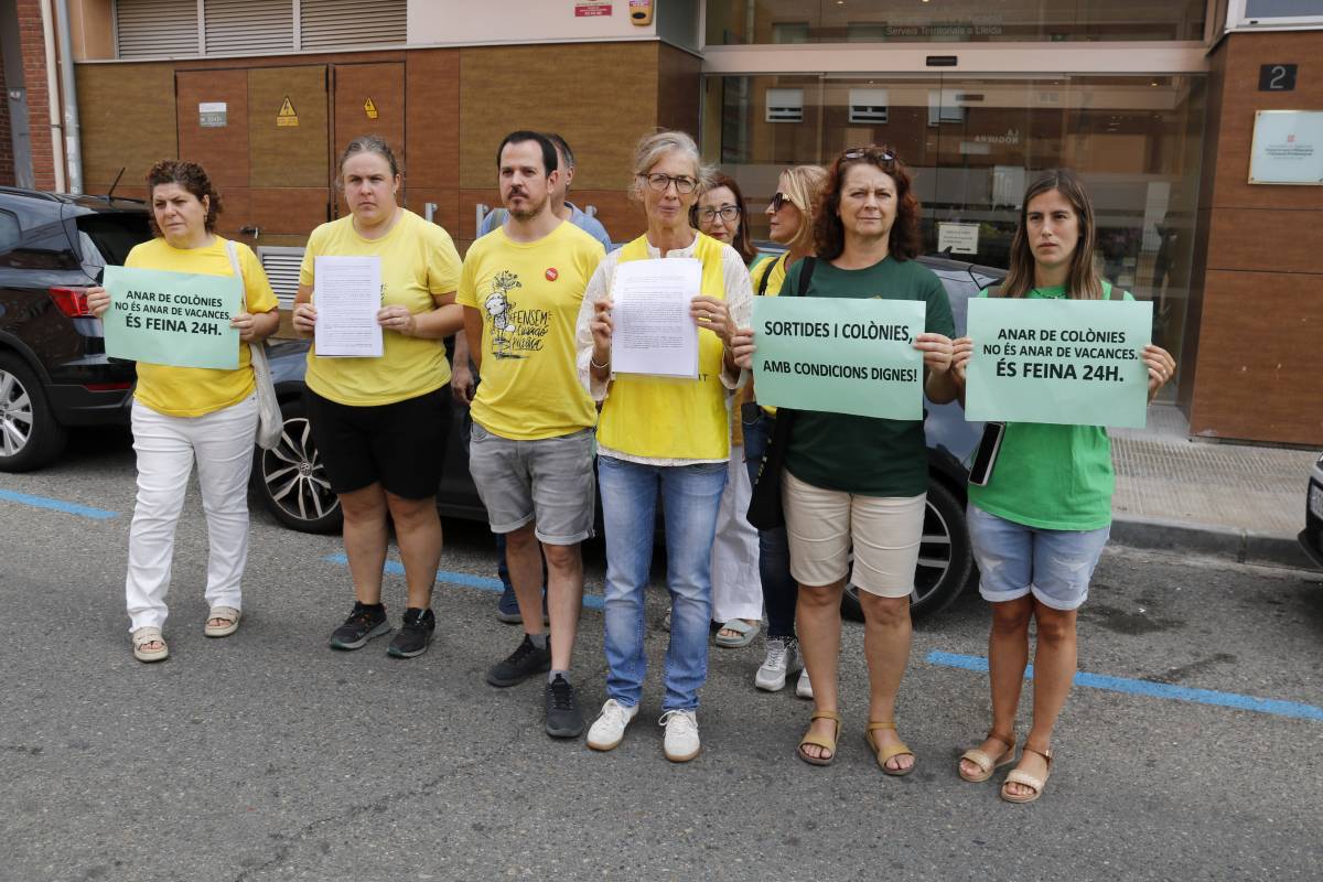 Els sindicats denuncien pressions als docents que han renunciat a fer sortides i colònies