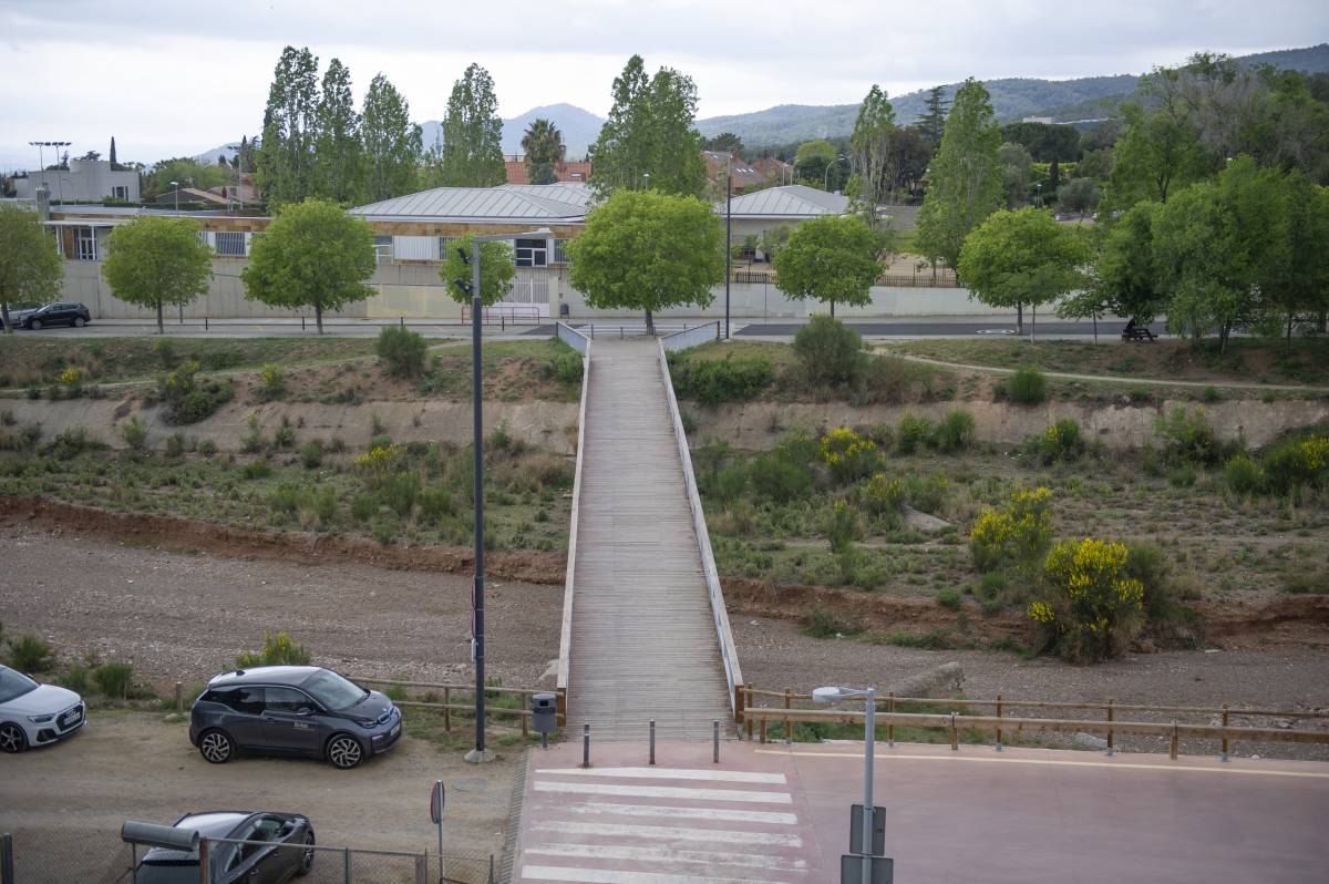Pasarel·la sobre la riera de les Arenes, a Matadepera - ALBERTO TALLÓN
