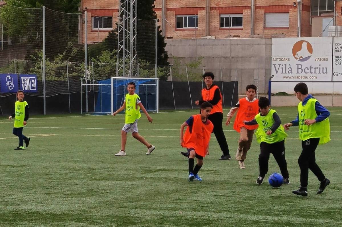 L’extraescolar «Futbol+» s’integra en la dinàmica del CF Solsona