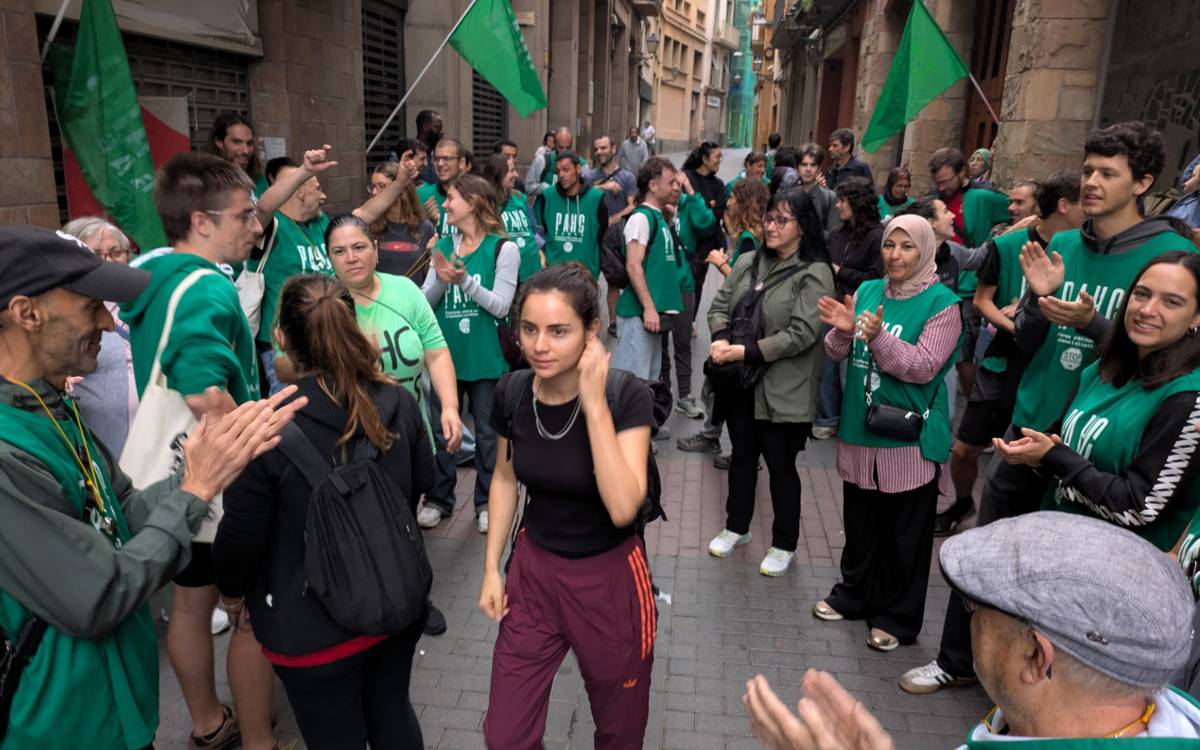 Ajornat el desnonament d'una dona i el seu fill a Manresa gràcies al Decret Maricarmen