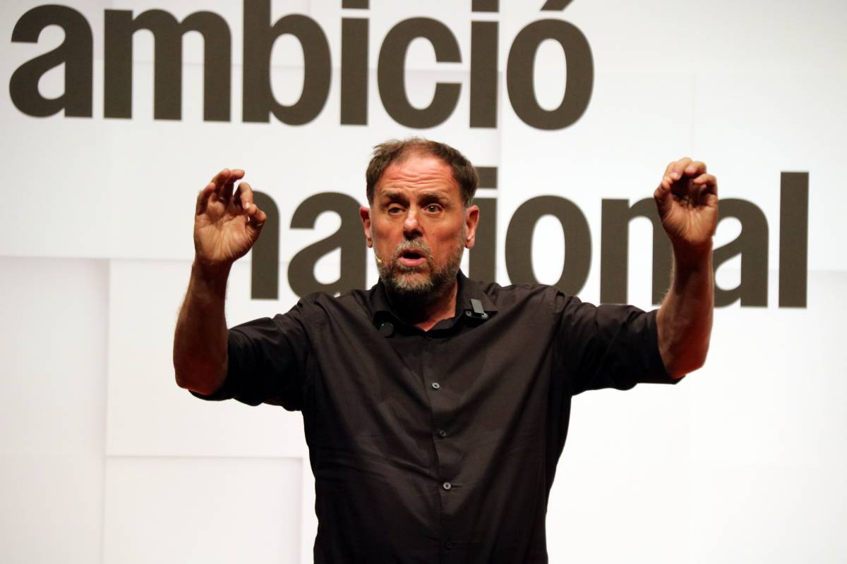 Junqueras demana «grans consensos» a Llinars en l'aniversari de l'1-0