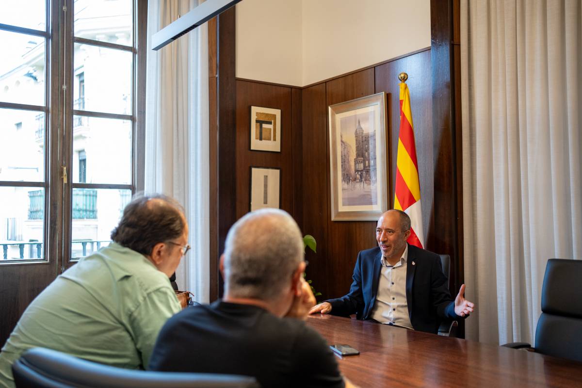 Marc Aloy Alcalde de Manresa - Hasmukh Kerai Marc Aloy Alcalde de Manresa