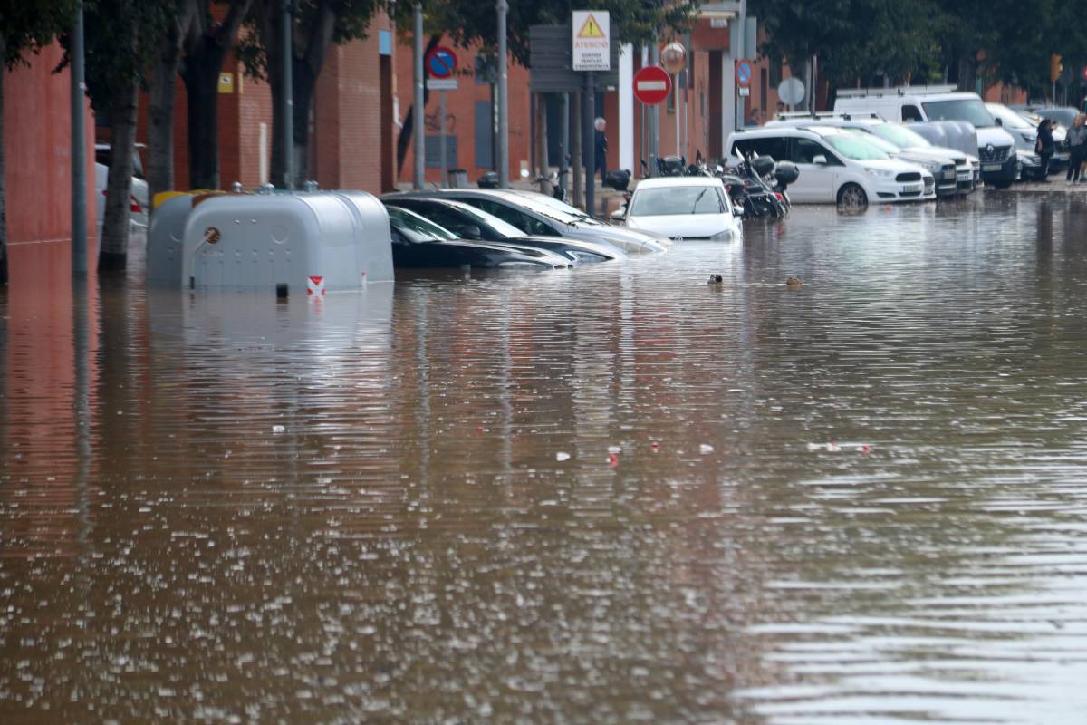 Un mort i un desaparegut per les pluges torrencials a Catalunya