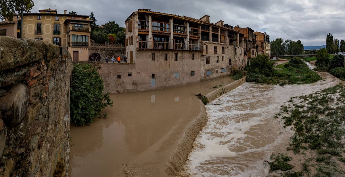 El temps del dilluns 5 d'octubre: 30 comarques en alerta per pluges intenses