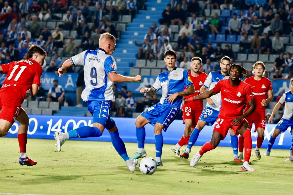 Descans a la Nova Creu Alta, segueix el CE Sabadell - FC Andorra de la Lliga Hypermotion, en directe (0-0)