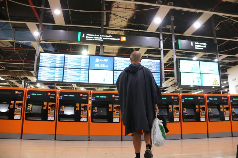 «Normalitat» a Rodalies en l'inici de la jornada de vaga de maquinistes