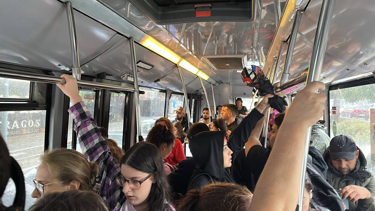 Un autobús de Terrassa a Sabadell, de gom a gom - D. S. Un autobús de Terrassa a Sabadell, de gom a gom